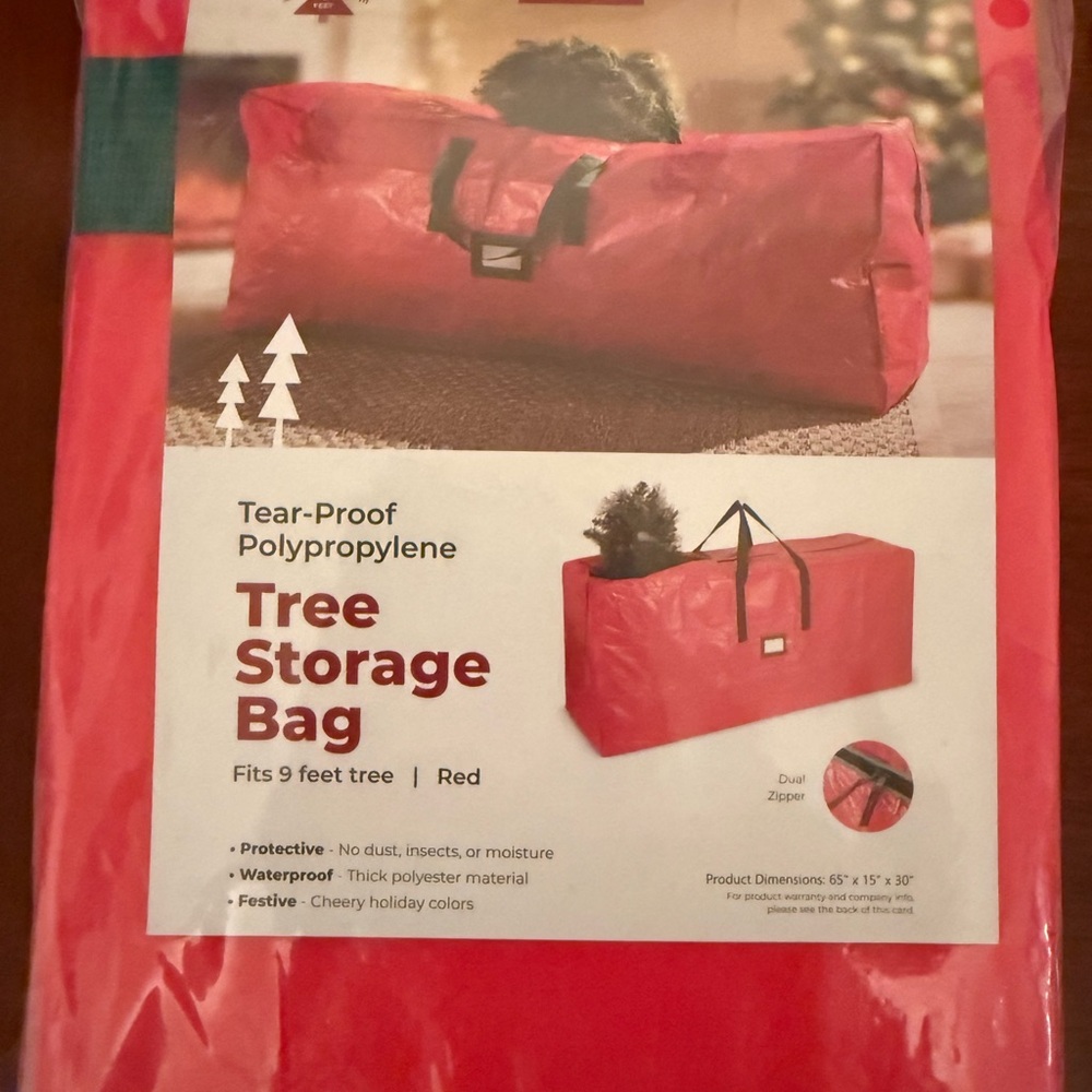 Red Tree Storage Bag